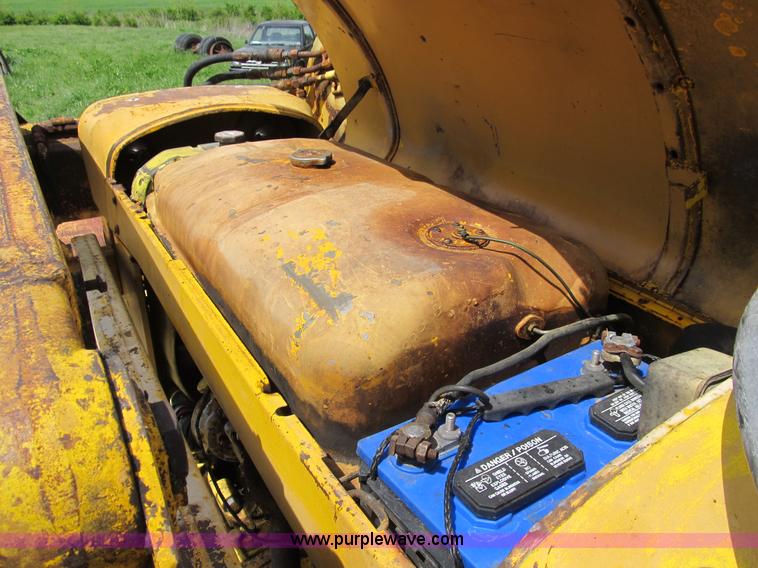 image for item B2699 Massey Ferguson 203 industrial tractor