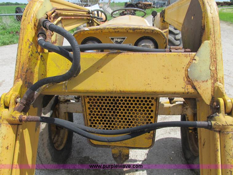 image for item B2699 Massey Ferguson 203 industrial tractor