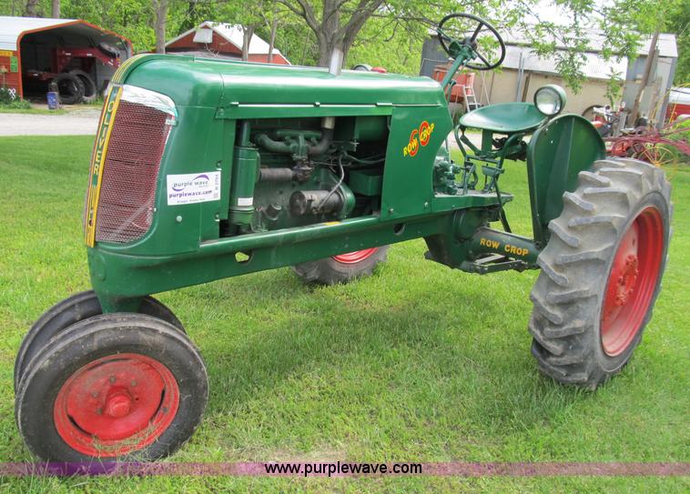 image for item B2704 1948 Oliver 60 row crop tractor