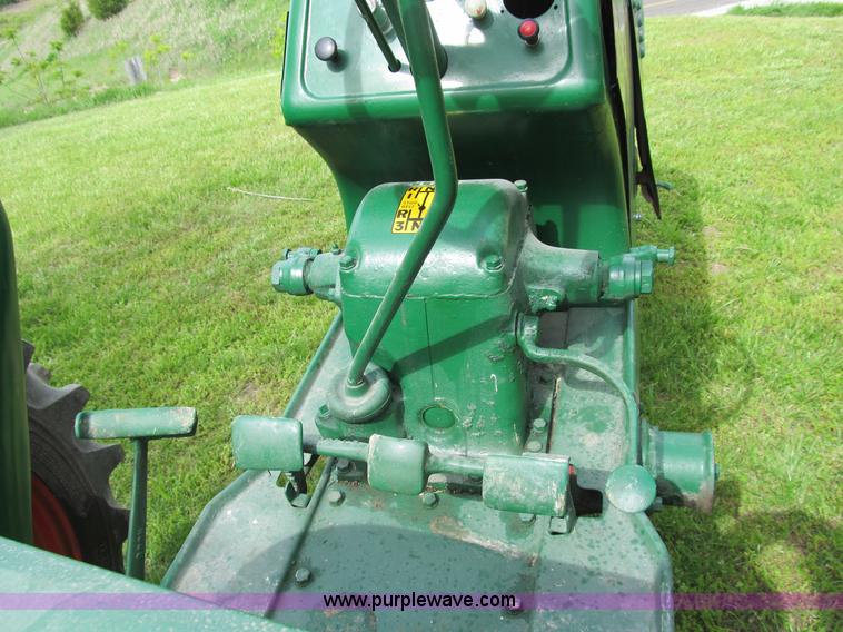 image for item B2704 1948 Oliver 60 row crop tractor