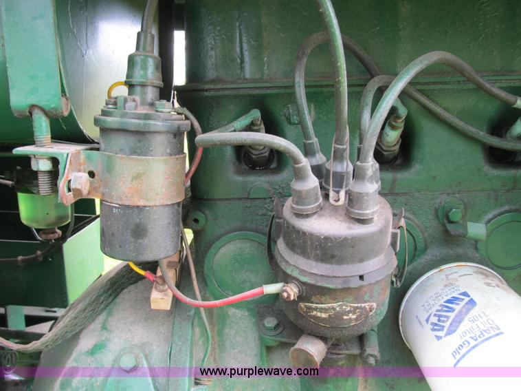 image for item B2704 1948 Oliver 60 row crop tractor