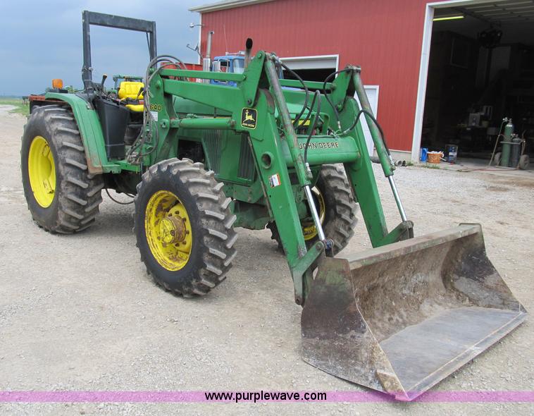 image for item B2706 1998 John Deere 6410L MFWD tractor