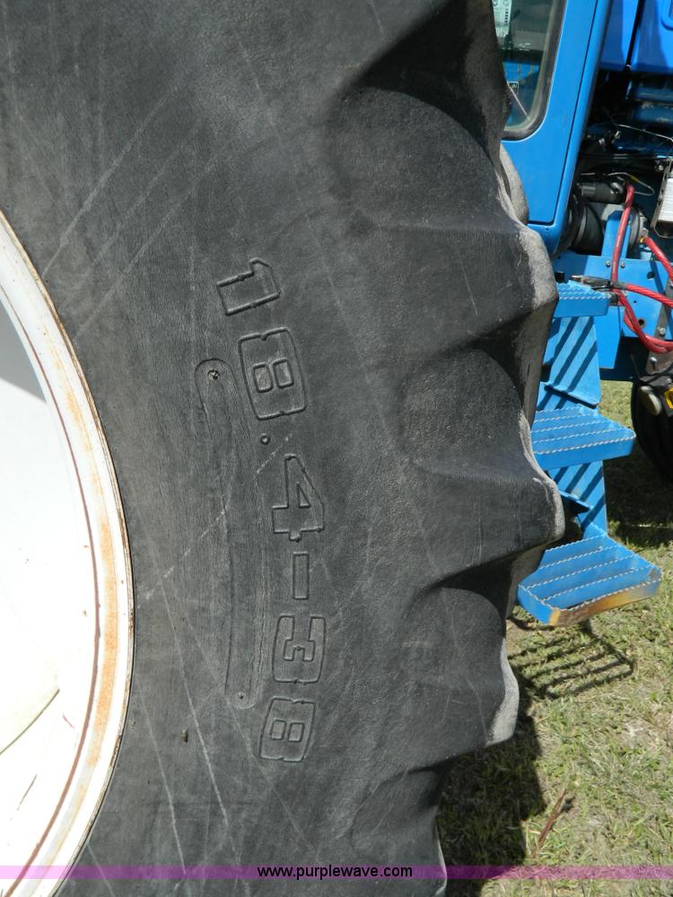 image for item B3653 1987 Ford TW35 tractor