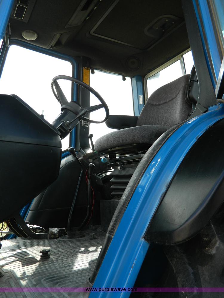 image for item B3653 1987 Ford TW35 tractor