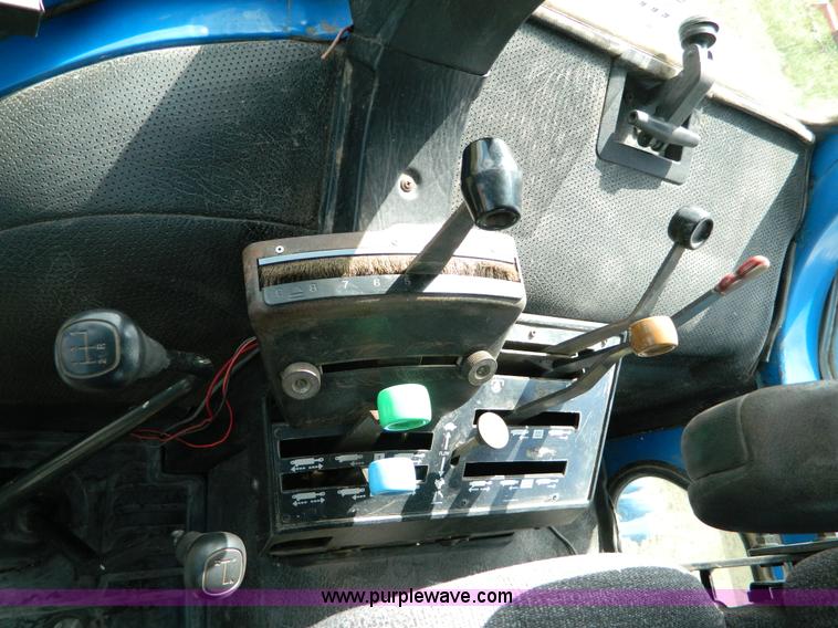 image for item B3653 1987 Ford TW35 tractor