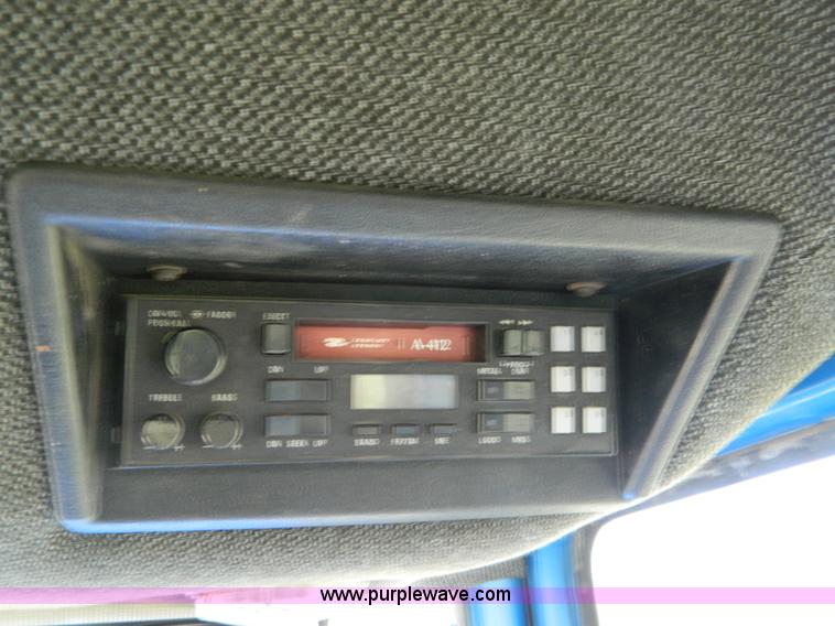 image for item B3653 1987 Ford TW35 tractor