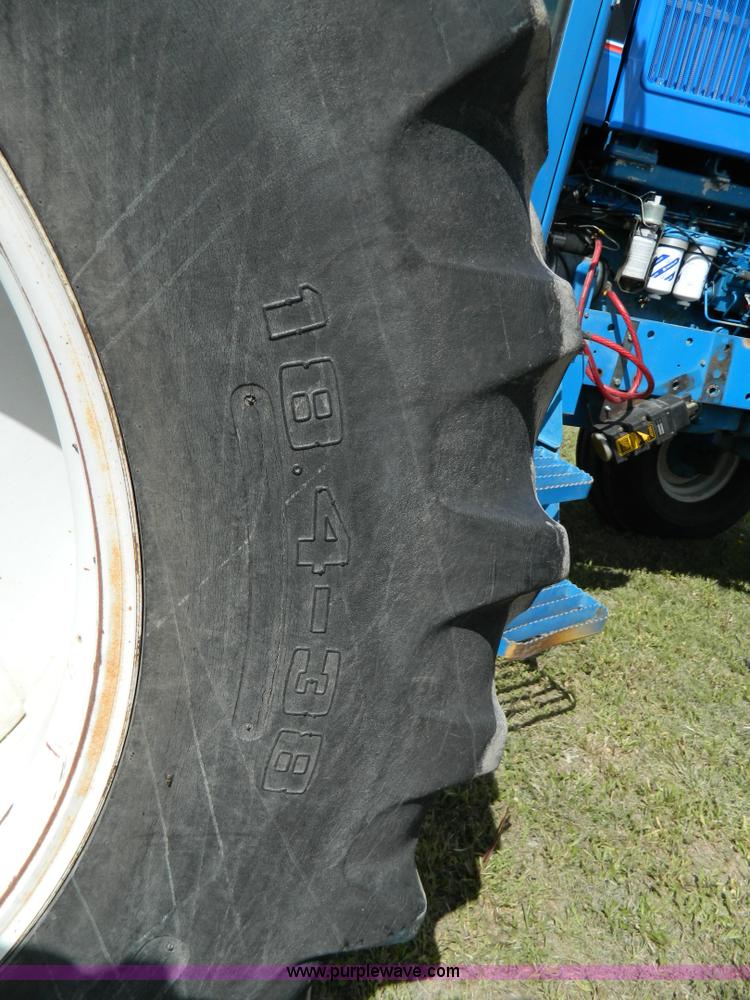 image for item B3653 1987 Ford TW35 tractor