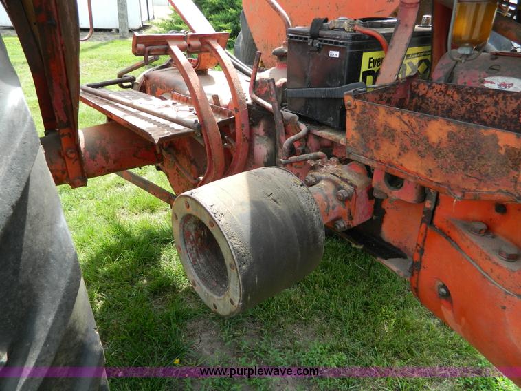 image for item B3659 1947 Cockshutt 30 row crop tractor