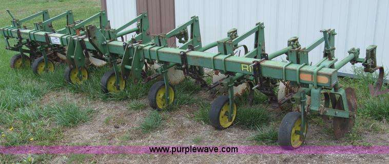 image for item B5133 1980 John Deere RM six row cultivator