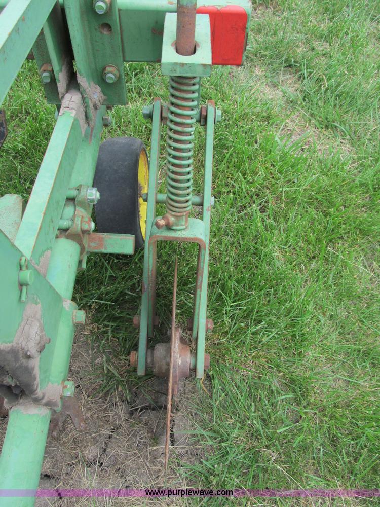 image for item B5133 1980 John Deere RM six row cultivator
