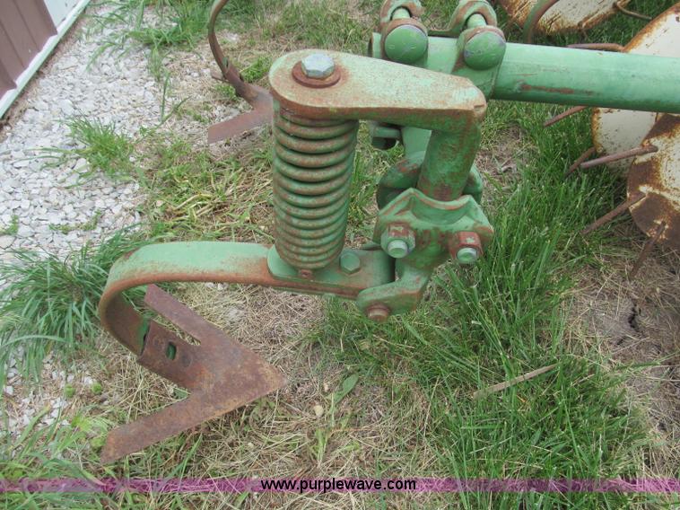 image for item B5133 1980 John Deere RM six row cultivator