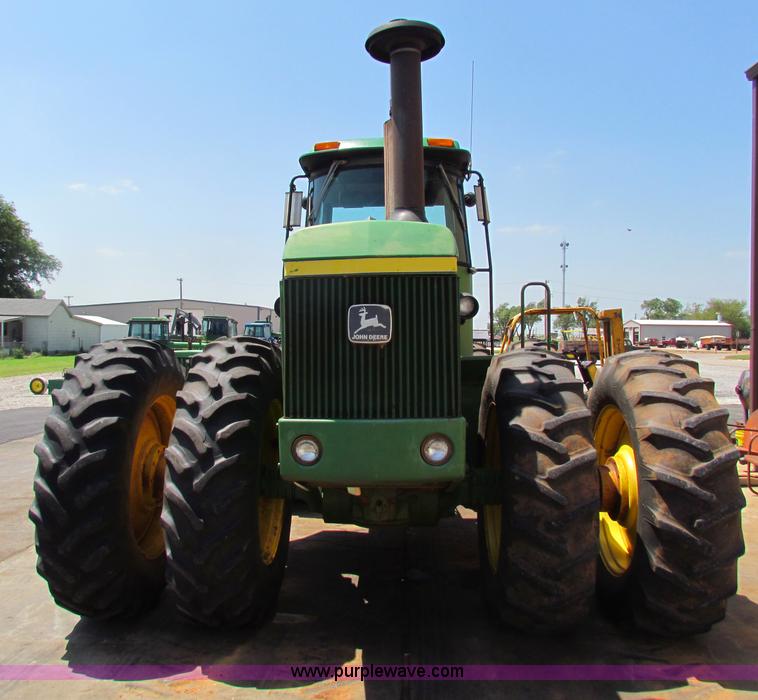 image for item B7155 1980 John Deere 8640 4WD tractor