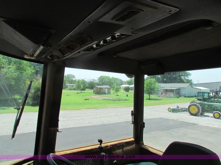 image for item B7155 1980 John Deere 8640 4WD tractor