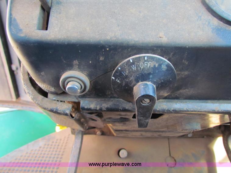 image for item B7155 1980 John Deere 8640 4WD tractor