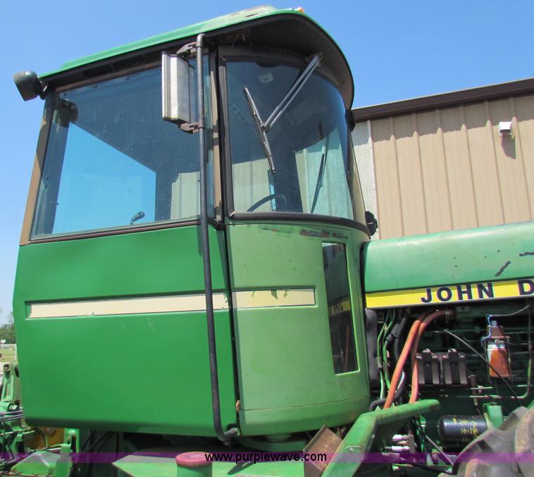 image for item B7155 1980 John Deere 8640 4WD tractor