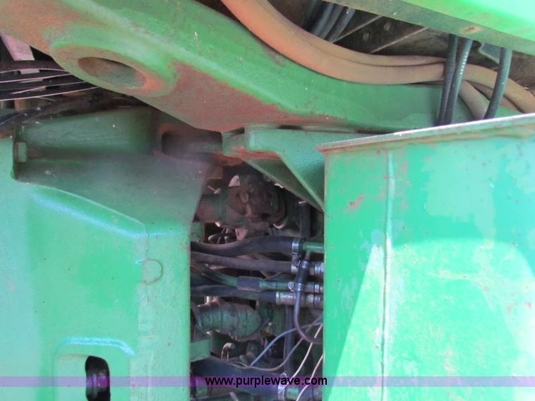 image for item B7155 1980 John Deere 8640 4WD tractor
