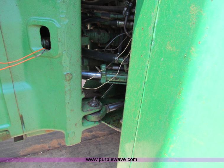 image for item B7155 1980 John Deere 8640 4WD tractor