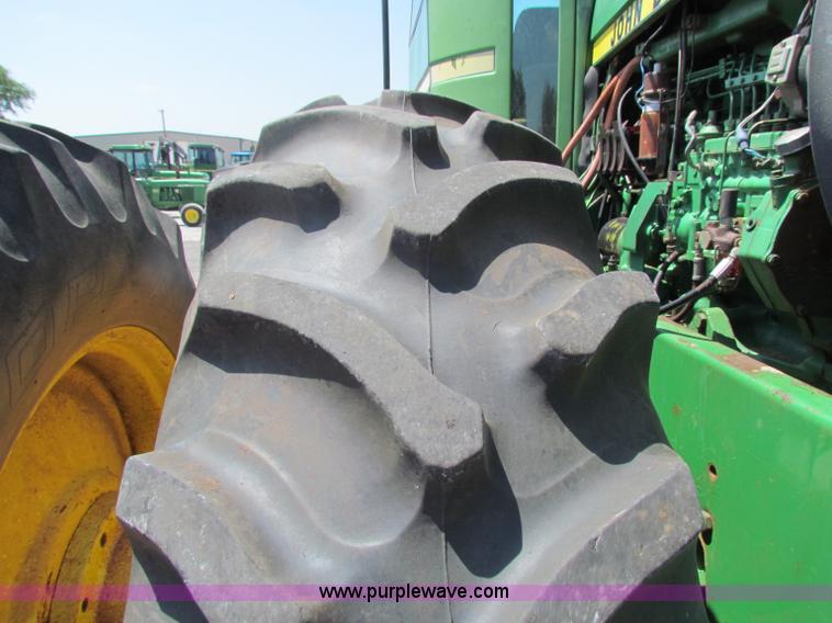 image for item B7155 1980 John Deere 8640 4WD tractor