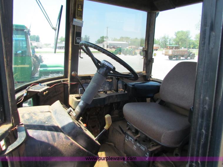 image for item B7156 1980 John Deere 8640 4WD tractor