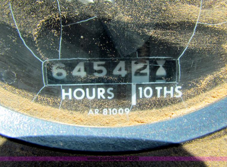 image for item B7156 1980 John Deere 8640 4WD tractor