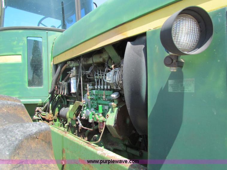 image for item B7156 1980 John Deere 8640 4WD tractor