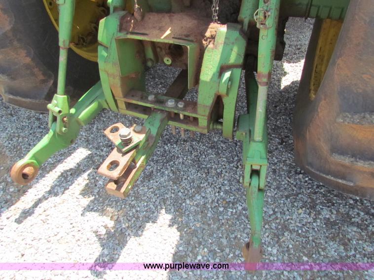 image for item B7156 1980 John Deere 8640 4WD tractor