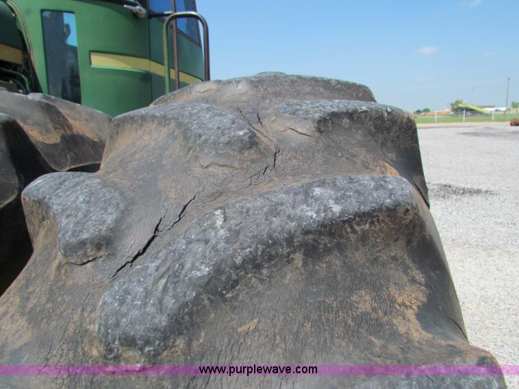 image for item B7156 1980 John Deere 8640 4WD tractor