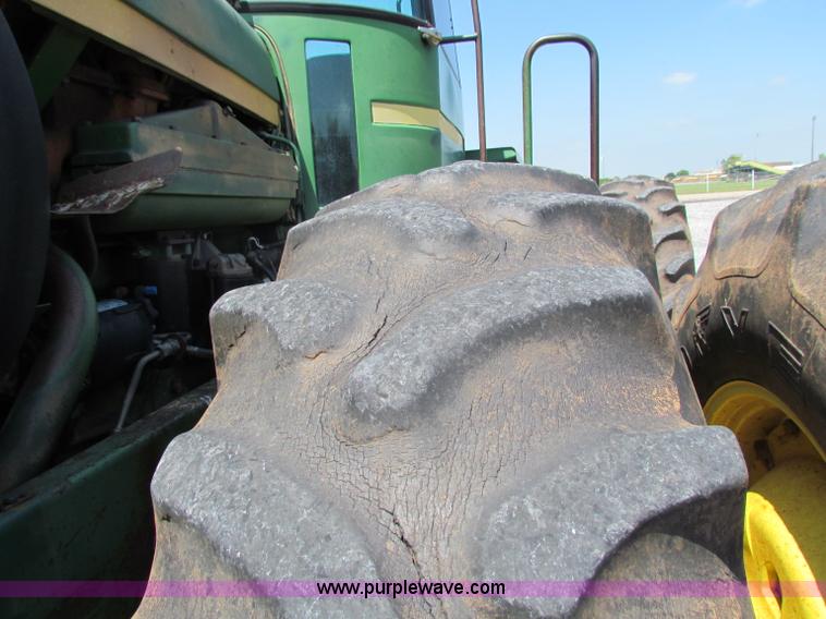 image for item B7156 1980 John Deere 8640 4WD tractor