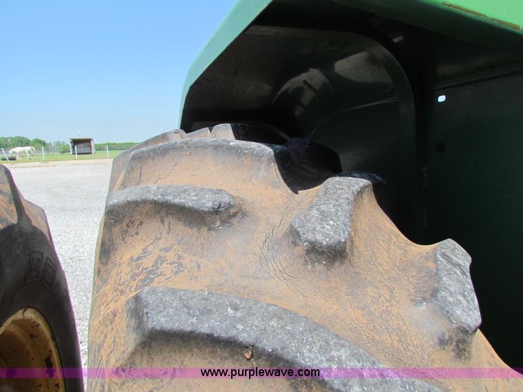 image for item B7156 1980 John Deere 8640 4WD tractor