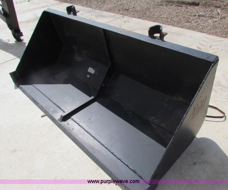 image for item B7233 Westendorf TA-26 tractor loader