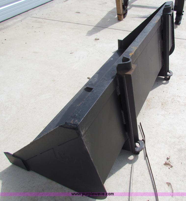 image for item B7233 Westendorf TA-26 tractor loader