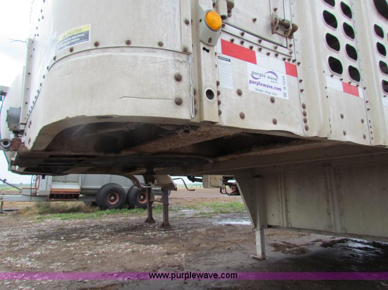 image for item B7234 1989 Wilson 48' aluminum cattle pot trailer