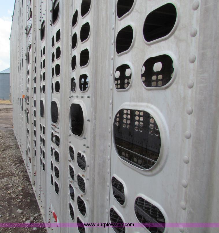 image for item B7234 1989 Wilson 48' aluminum cattle pot trailer