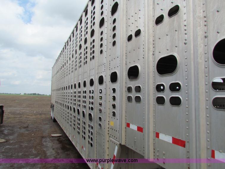image for item B7234 1989 Wilson 48' aluminum cattle pot trailer