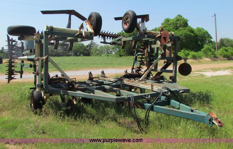 image for item B7237 Flex King KM33 33' V plow