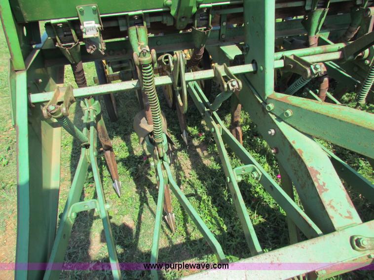 image for item B7239 (2) John Deere EZ101 drills