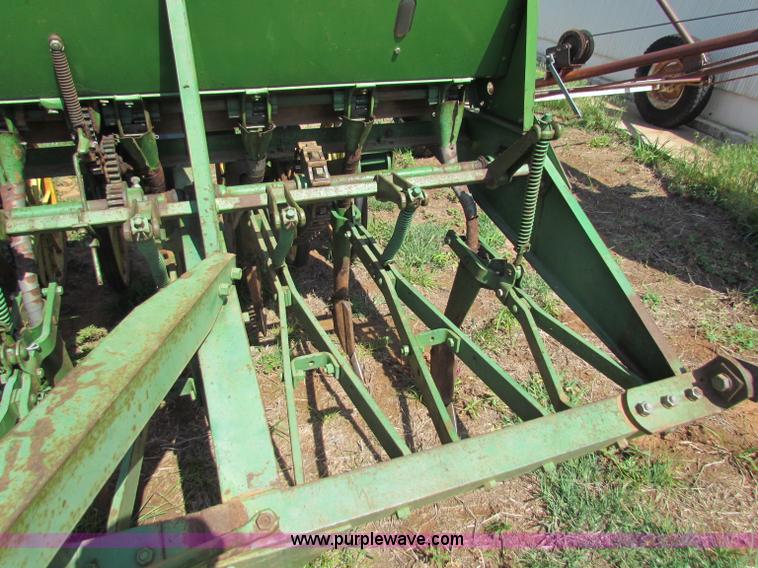 image for item B7239 (2) John Deere EZ101 drills
