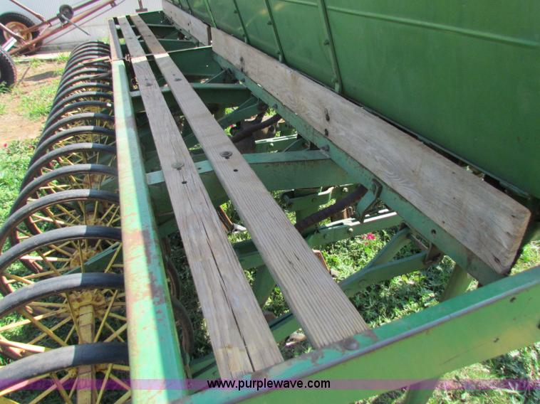 image for item B7239 (2) John Deere EZ101 drills