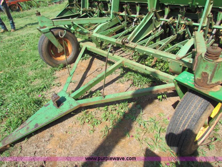 image for item B7239 (2) John Deere EZ101 drills