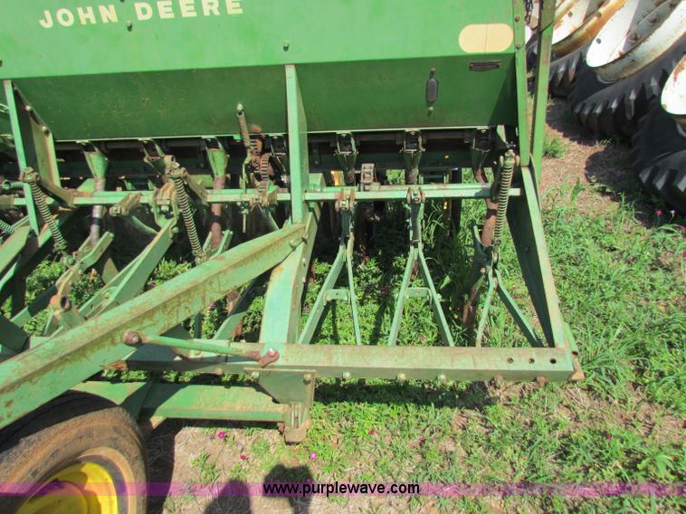 image for item B7239 (2) John Deere EZ101 drills