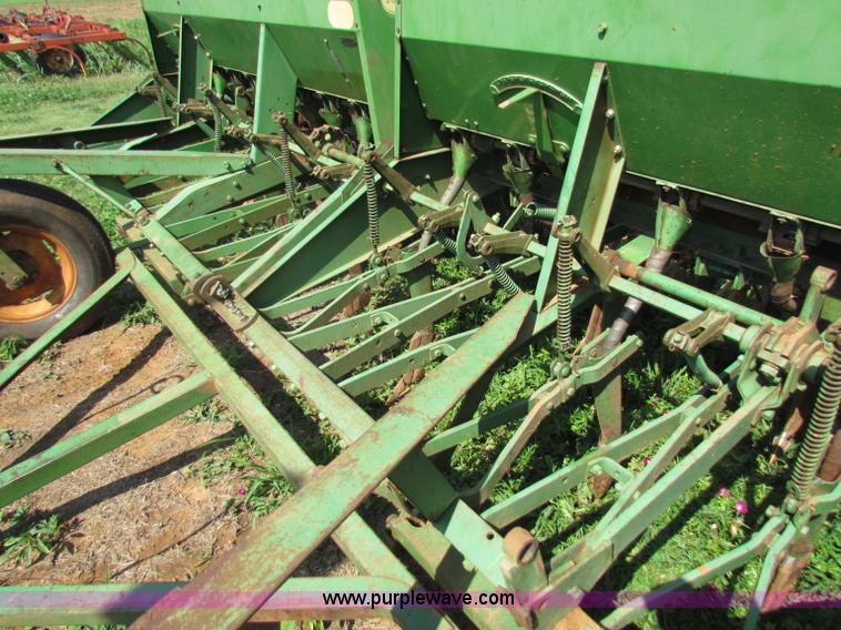 image for item B7239 (2) John Deere EZ101 drills