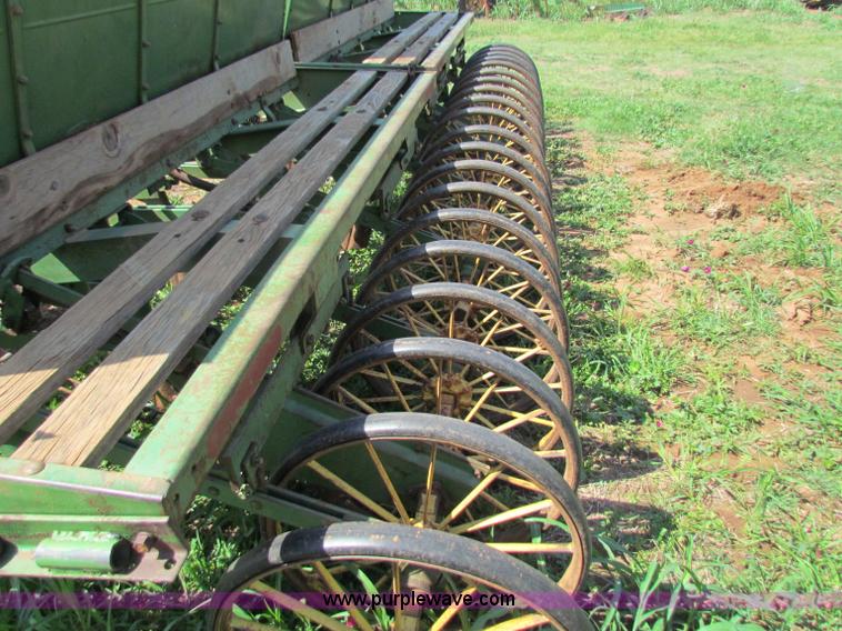 image for item B7239 (2) John Deere EZ101 drills