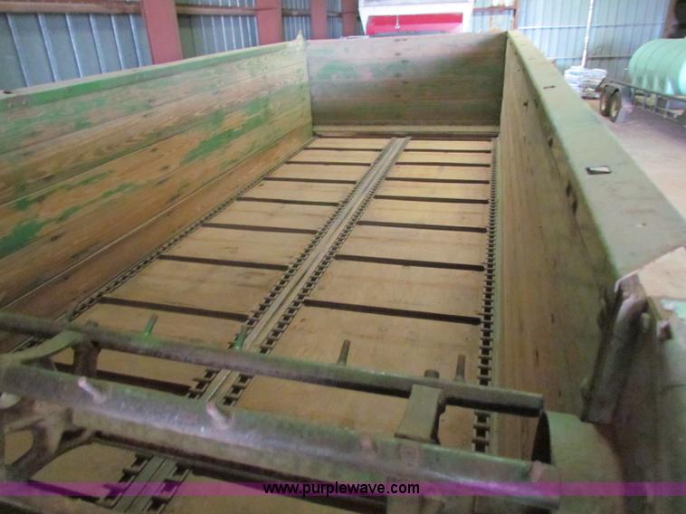 image for item B7246 1973 Chevrolet C60 feed truck
