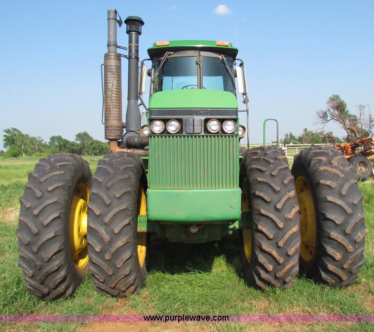 image for item B7247 1984 John Deere 8450 4WD tractor