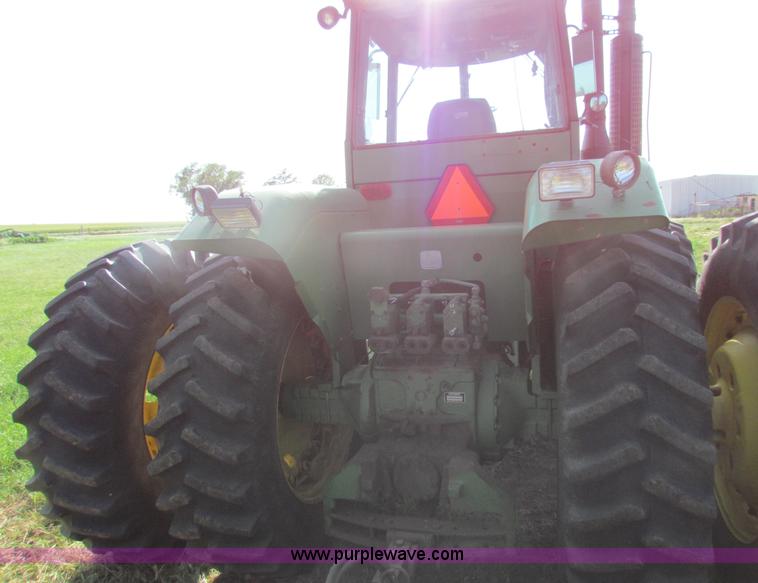 image for item B7247 1984 John Deere 8450 4WD tractor