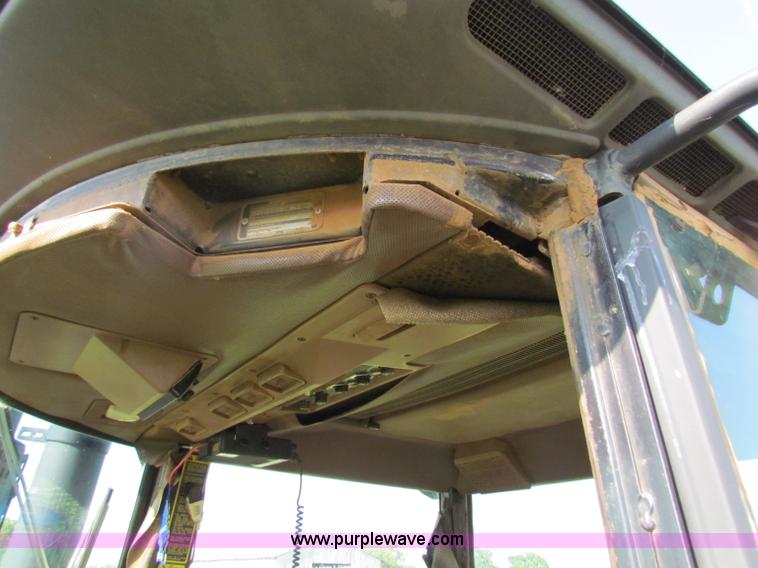 image for item B7247 1984 John Deere 8450 4WD tractor