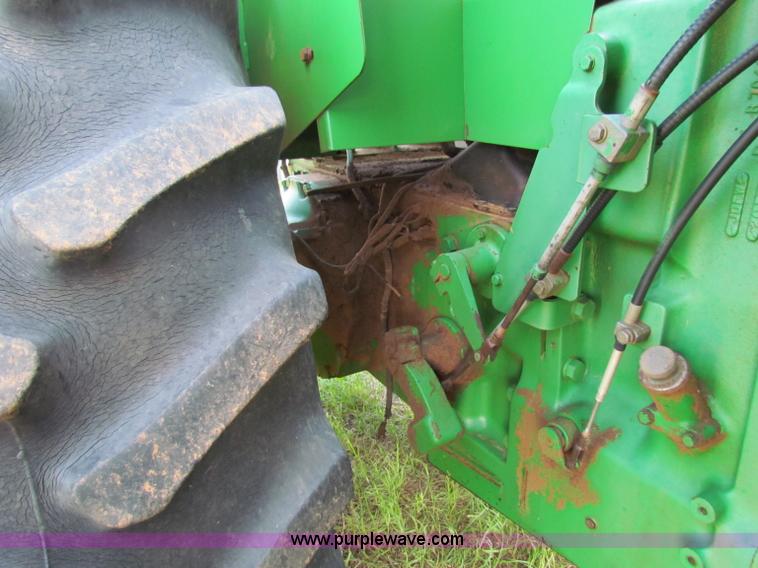 image for item B7247 1984 John Deere 8450 4WD tractor