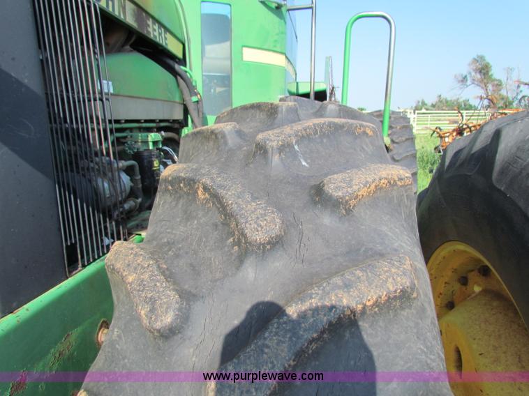 image for item B7247 1984 John Deere 8450 4WD tractor