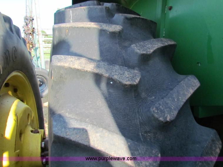 image for item B7247 1984 John Deere 8450 4WD tractor