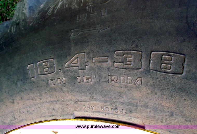 image for item B7247 1984 John Deere 8450 4WD tractor